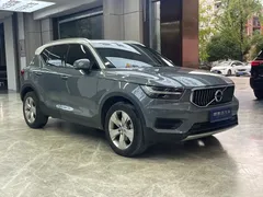 2021 Volvo XC40 T3 Fashion — фото 3