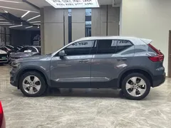 2021 Volvo XC40 T3 Fashion — фото 4