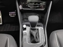 2023 Volkswagen Tiguan L 330TSI AT 2WD R-Line, белый — фото 13