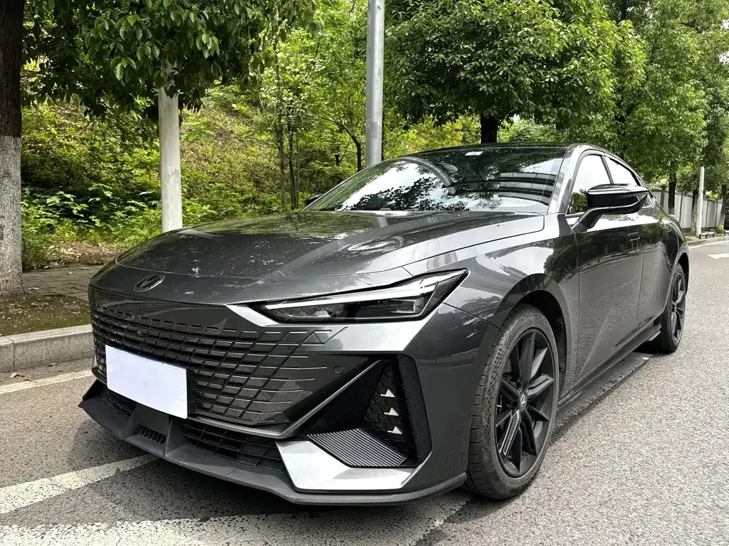 2022 Changan UNI-V 1.5T Premium