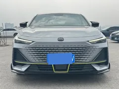 2023 Changan UNI-V 1.5T Sport — фото 2