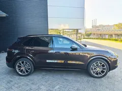 2022 Porsche Cayenne S 2.9T Platinum Edition — фото 5