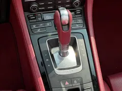 2022 Porsche 718 Boxster T 2.0T — фото 18