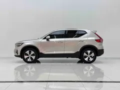 2024 Volvo XC40 Luxury — фото 8