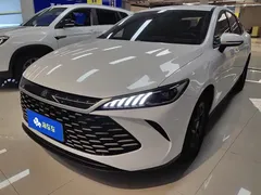 2025 BYD Qin PLUS DM-i PHEV Smart Driving 55km Leading, белый — фото 1