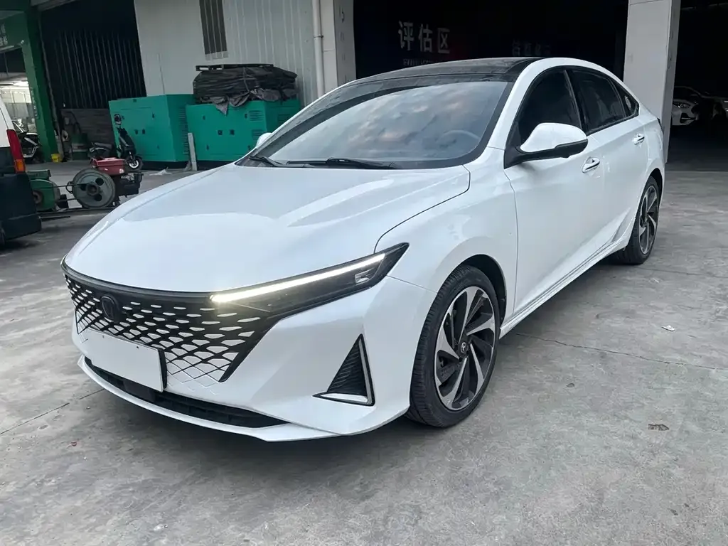 2023 Changan Raeton PLUS 1.5T DCT Flagship
