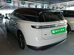 2025 Li Auto i8 Standard — фото 5