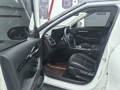 2021 Kia Seltos 1.5L CVT Trend, белый — фото 7
