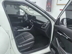 2021 Kia Seltos 1.5L CVT Trend, белый — фото 10