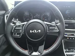 2021 Kia Seltos 1.5L CVT Trend, белый — фото 13