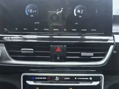 2021 Kia Seltos 1.5L CVT Trend, белый — фото 14