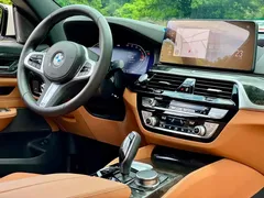 2022 BMW 6 Series GT 630i M Sport Package, белый — фото 10