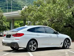 2022 BMW 6 Series GT 630i M Sport Package, белый — фото 12