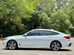 2022 BMW 6 Series GT 630i M Sport Package, белый — фото 15