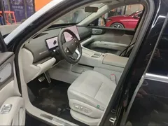 2026 Leapmotor D19 EREV 500 Premium 6-seat, чёрный — фото 3