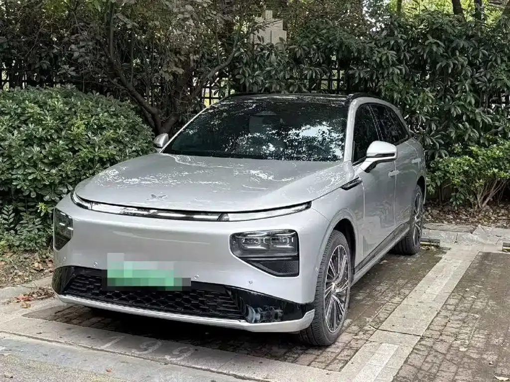 2024 Xpeng G9 570 Pro
