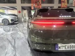 2026 Zeekr 007 GT RWD Max 75kWh EV, зелёный — фото 28