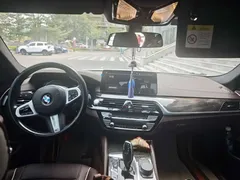 2021 BMW 5 Series 535Le M Sport Package, белый — фото 8
