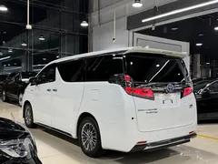 2021 Toyota Vellfire 2.5L Hybrid HV Ultimate, белый — фото 26