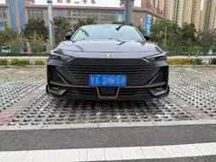 2022 Changan UNI-V 1.5T Sport — фото 2