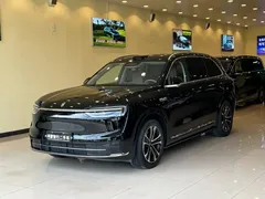 2026 Aito M7 EREV Ultra 4WD 5-seat 192-line Lidar, чёрный — фото 1
