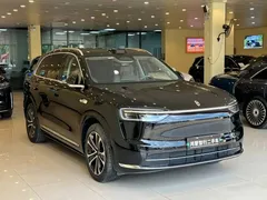 2026 Aito M7 EREV Ultra 4WD 5-seat 192-line Lidar, чёрный — фото 5