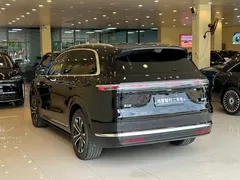 2026 Aito M7 EREV Ultra 4WD 5-seat 192-line Lidar, чёрный — фото 6