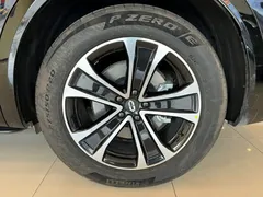 2026 Aito M7 EREV Ultra 4WD 5-seat 192-line Lidar, чёрный — фото 13