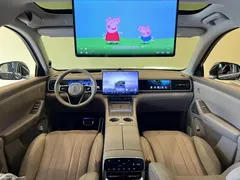 2026 Aito M7 EREV Ultra 4WD 5-seat 192-line Lidar, чёрный — фото 29