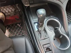 2021 Toyota Camry 2.0G Luxury, белый — фото 10