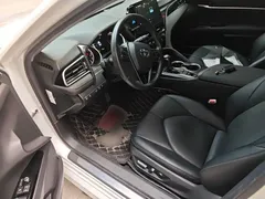 2021 Toyota Camry 2.0G Luxury, белый — фото 12