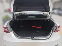 2021 Toyota Camry 2.0G Luxury, белый — фото 15