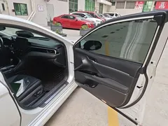 2021 Toyota Camry 2.0G Luxury, белый — фото 19
