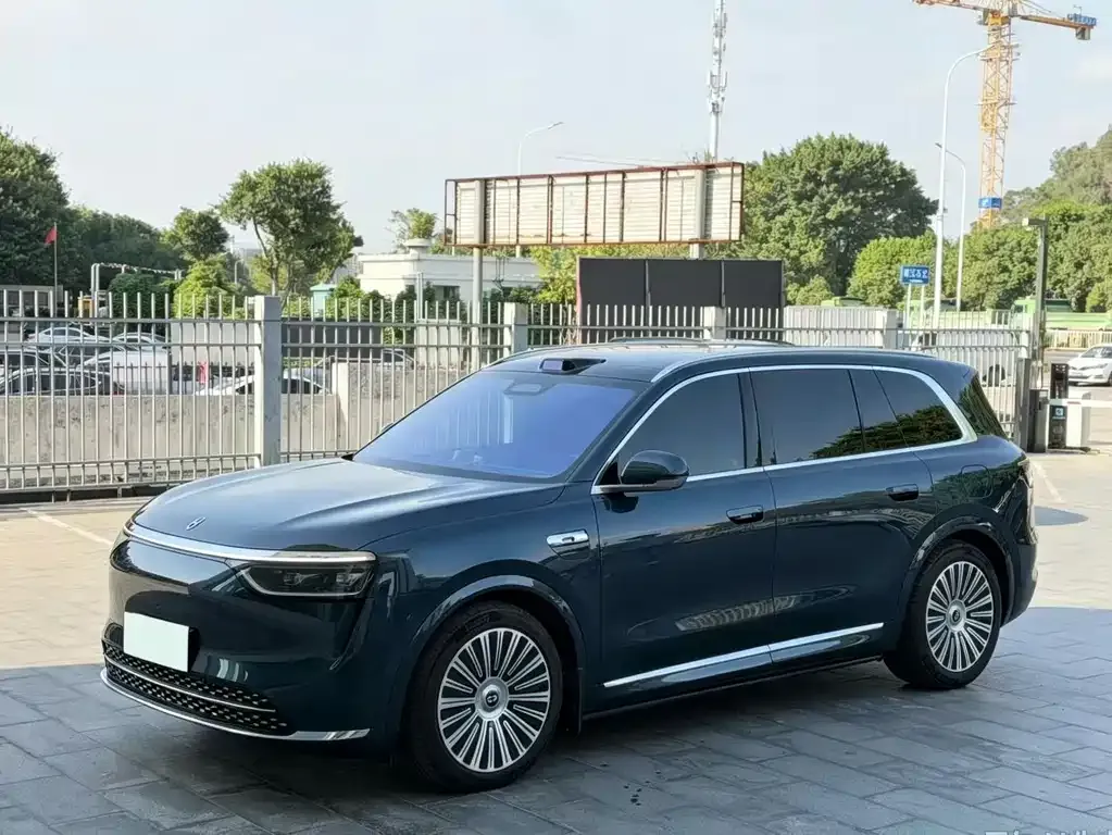 2025 Aito M8 EREV Max+ 53.4kWh 5-Seat 192-Line LiDAR