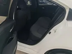 2022 Toyota Corolla TNGA 1.5L CVT, белый — фото 11