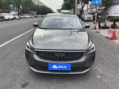 2022 Geely Emgrand 4th Gen 1.5L CVT Flagship — фото 2