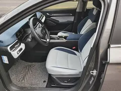 2022 Geely Emgrand 4th Gen 1.5L CVT Flagship — фото 9