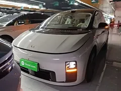 2025 Li Auto i8 Standard — фото 3