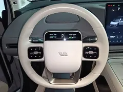2025 Li Auto i8 Standard — фото 11