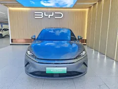 2025 BYD Qin L EV 545km Superior — фото 3