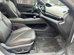 2022 Changan UNI-V 1.5T Premium — фото 15