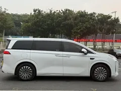2026 BYD Xia DM-i PHEV 1.5T 218km Excellence, белый — фото 4