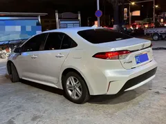 2019 Toyota Levin 185T CVT Luxury, белый — фото 6