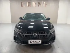 2022 Volkswagen Passat 330TSI Luxury, чёрный — фото 2