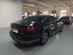 2022 Volkswagen Passat 330TSI Luxury, чёрный — фото 4