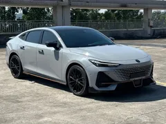 2022 Changan UNI-V 1.5T Sport — фото 3