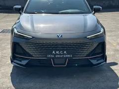 2022 Changan UNI-V 1.5T Excellence — фото 2