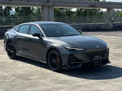 2022 Changan UNI-V 1.5T Excellence — фото 3