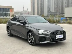 2022 Audi A3L Limousine 35 TFSI Luxury Sport — фото 3