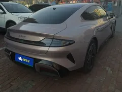 2026 Xiaomi SU7 RWD Standard — фото 3